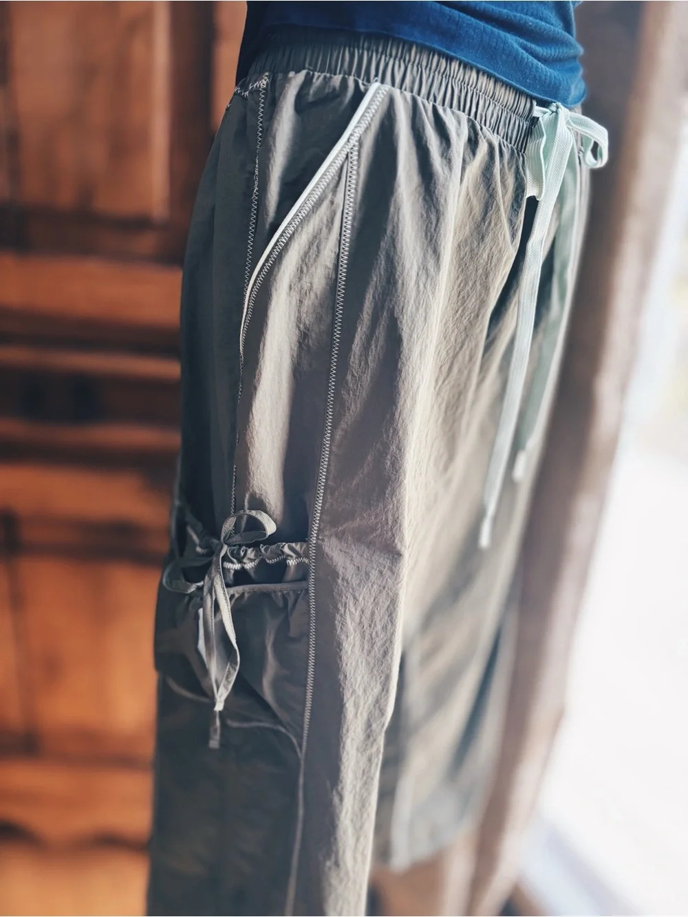 FP Movement Free People Grassroots Pants Seagrass Green Small NWT - Picture 5 of 12